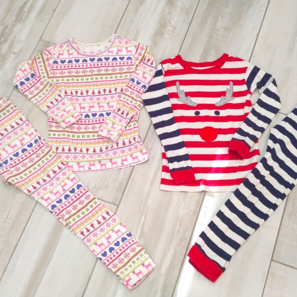 🎄🦌♥️Baby Gap holiday pajama bundle
